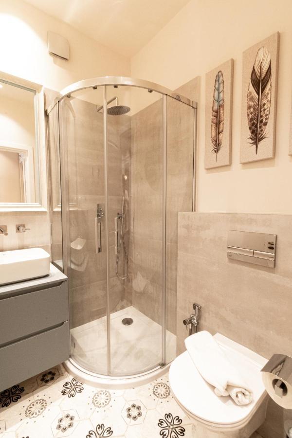 Black Gate - Quiet Studio In The Heart Of Old Town With Free Private Secured Parking Brašov Exteriér fotografie